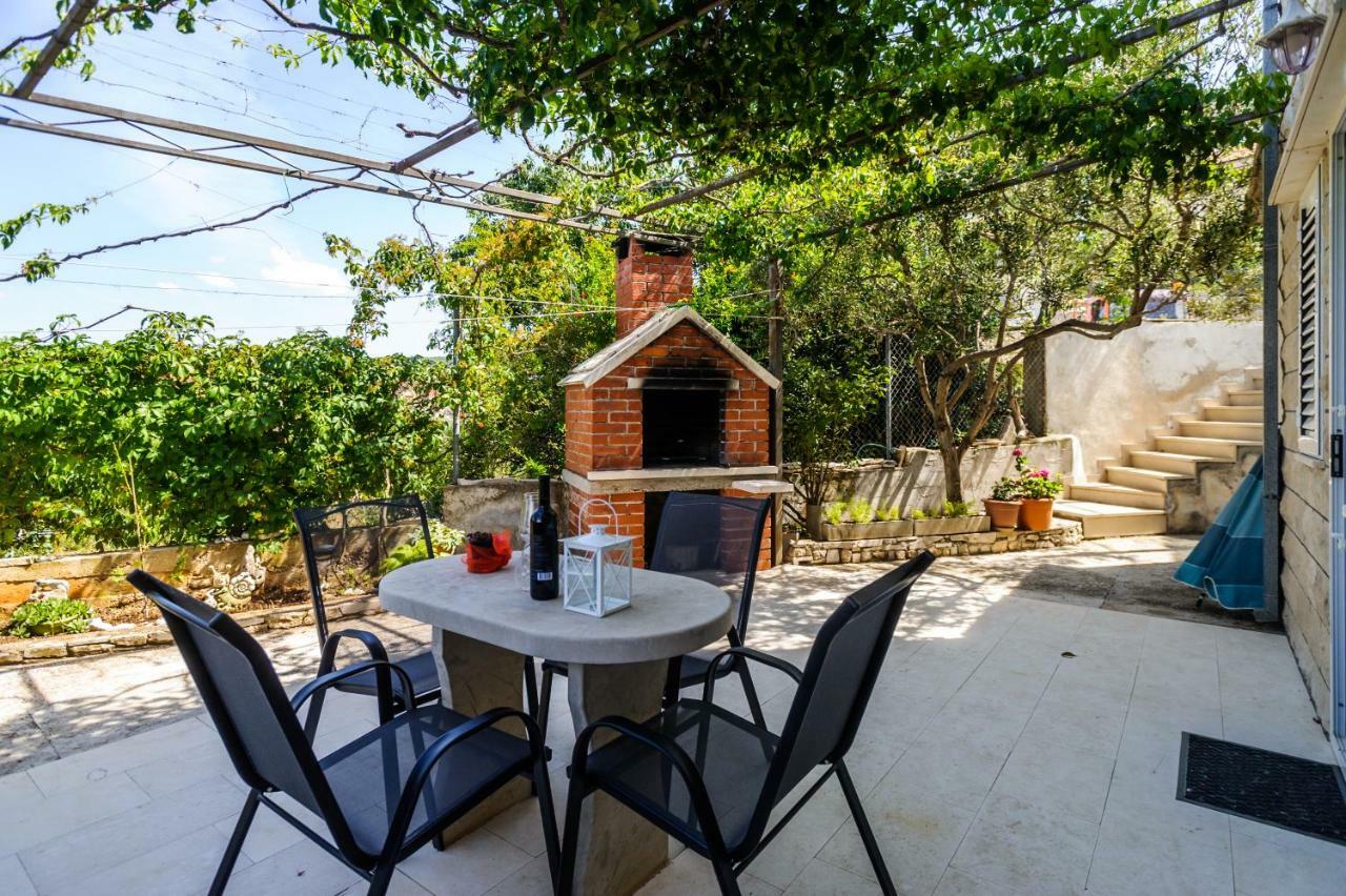 Great View Apartment Sutivan Esterno foto